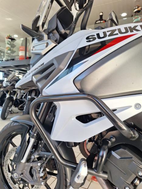 SUZUKI V-Strom DL 1050 , Foto 16