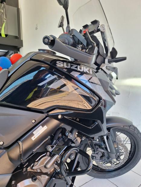 SUZUKI V-Strom DL 1050 , Foto 16