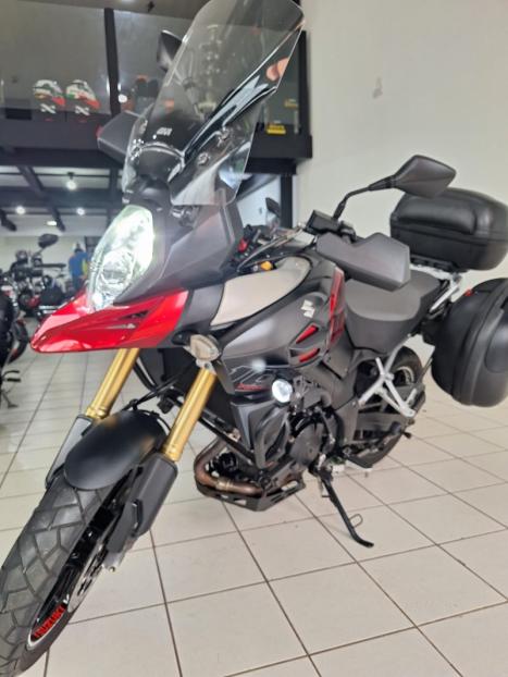 SUZUKI V-Strom DL 1000 A, Foto 5