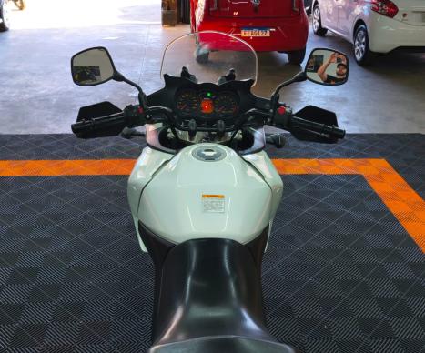 SUZUKI V-Strom DL 650 , Foto 8