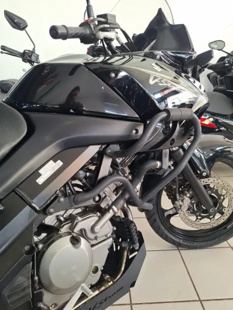 SUZUKI V-Strom DL 650 , Foto 7