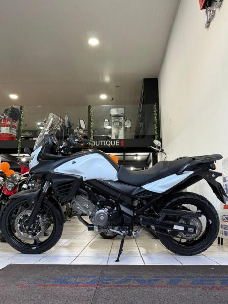 SUZUKI V-Strom DL 650 ABS, Foto 2