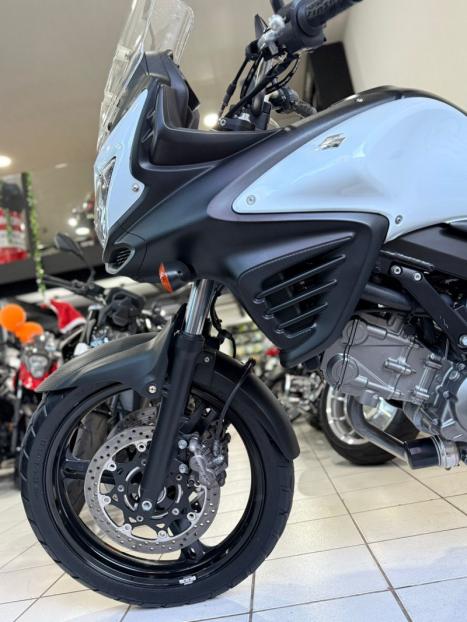 SUZUKI V-Strom DL 650 ABS, Foto 5
