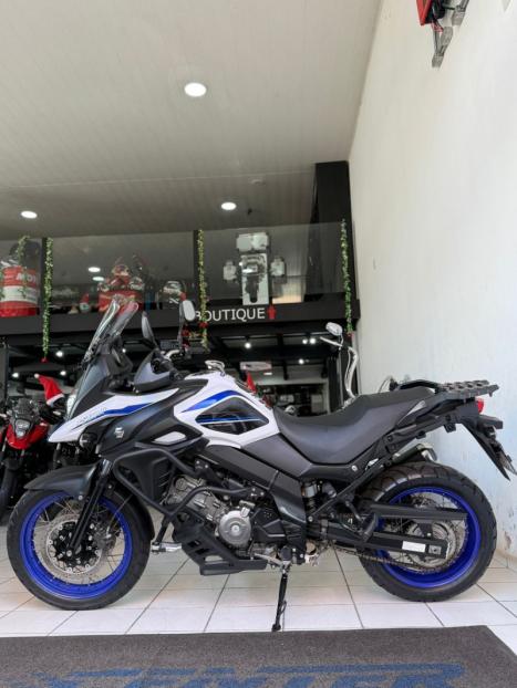 SUZUKI V-Strom DL 650 XT, Foto 2