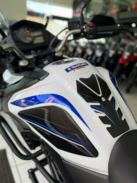 SUZUKI V-Strom DL 650 XT, Foto 14