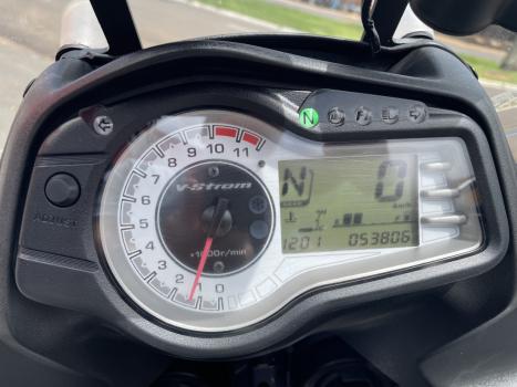SUZUKI V-Strom DL 650 ABS, Foto 6