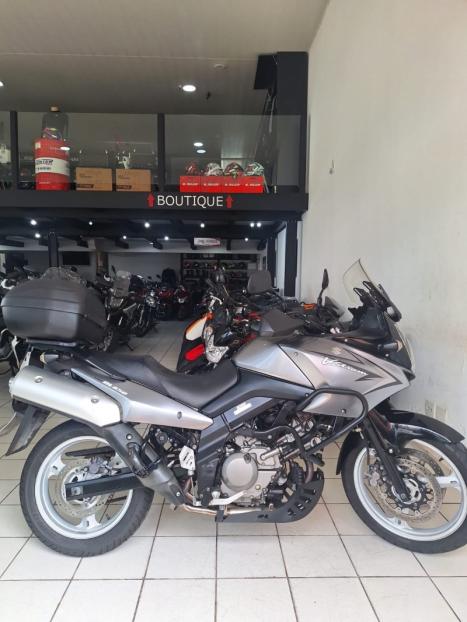 SUZUKI V-Strom DL 650 , Foto 1