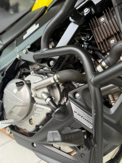 SUZUKI V-Strom DL 650 XT, Foto 13