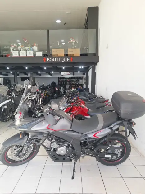 SUZUKI V-Strom DL 650 XT, Foto 2