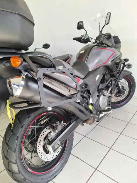 SUZUKI V-Strom DL 650 XT, Foto 6