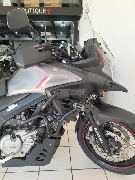 SUZUKI V-Strom DL 650 XT, Foto 9