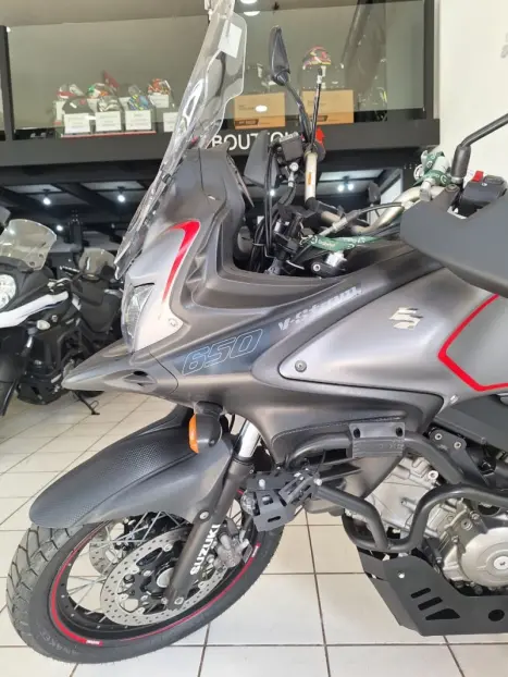 SUZUKI V-Strom DL 650 XT, Foto 11