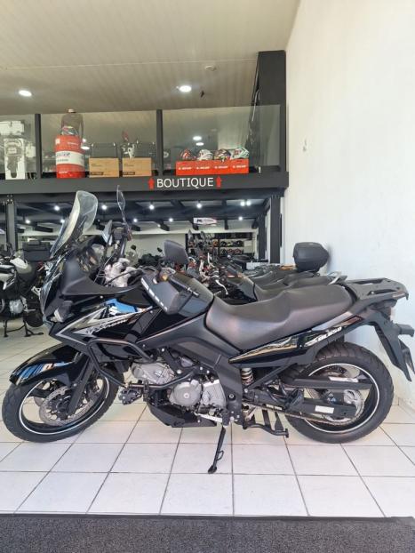 SUZUKI V-Strom DL 650 , Foto 2