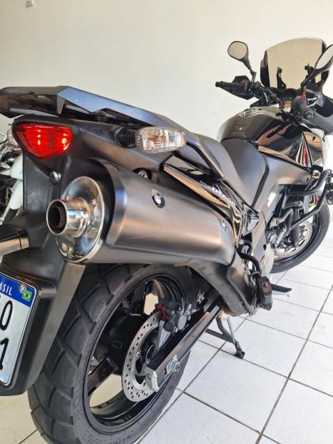 SUZUKI V-Strom DL 650 , Foto 3