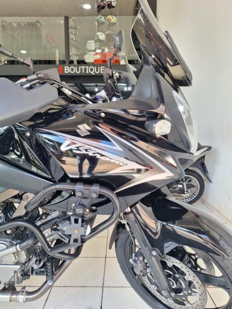 SUZUKI V-Strom DL 650 , Foto 6