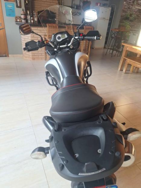 SUZUKI V-Strom DL 650 ABS, Foto 3