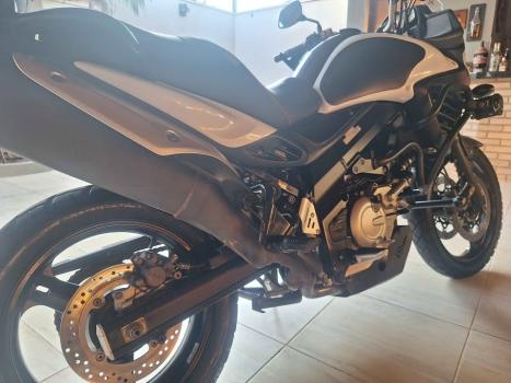 SUZUKI V-Strom DL 650 ABS, Foto 4