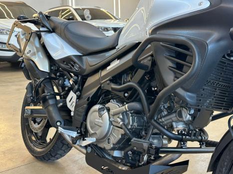 SUZUKI V-Strom DL 650 ABS, Foto 8