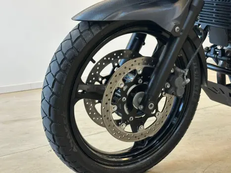 SUZUKI V-Strom DL 650 ABS, Foto 11