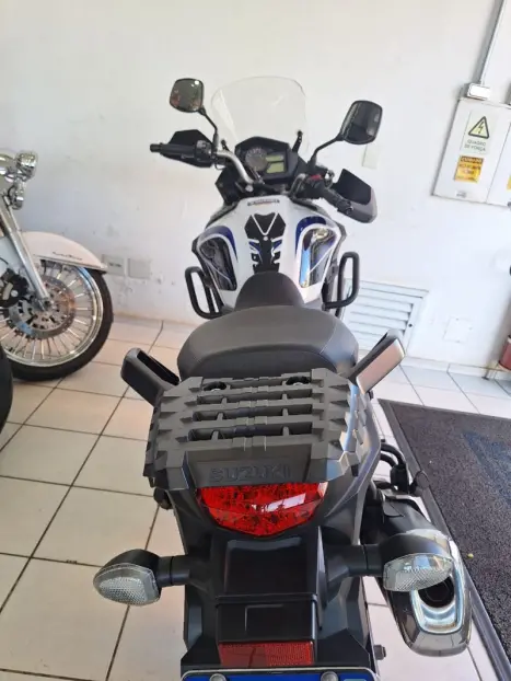 SUZUKI V-Strom DL 650 XT, Foto 8