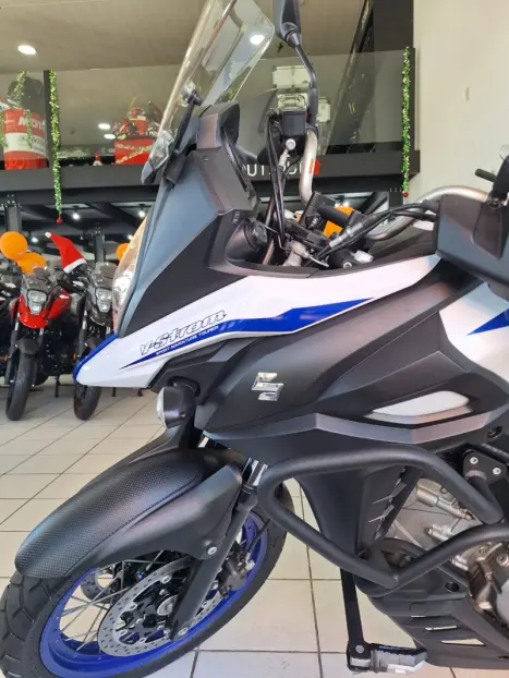 SUZUKI V-Strom DL 650 XT, Foto 15