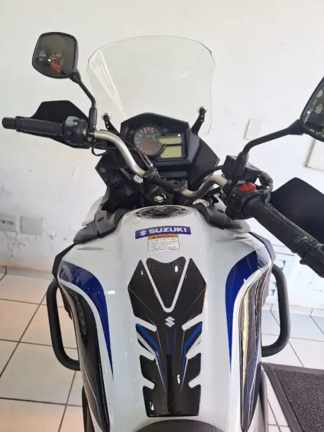 SUZUKI V-Strom DL 650 XT, Foto 19