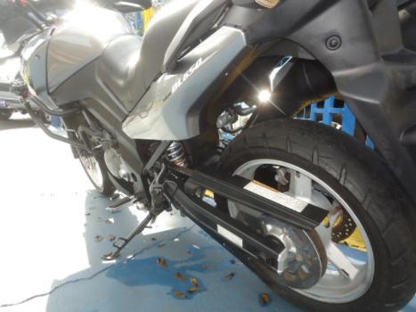 SUZUKI V-Strom DL 650 ABS, Foto 4