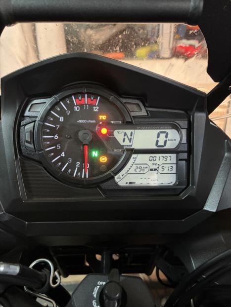 SUZUKI V-Strom DL 650 XT, Foto 2