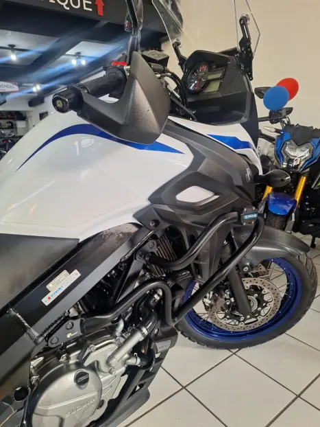 SUZUKI V-Strom DL 650 XT, Foto 16