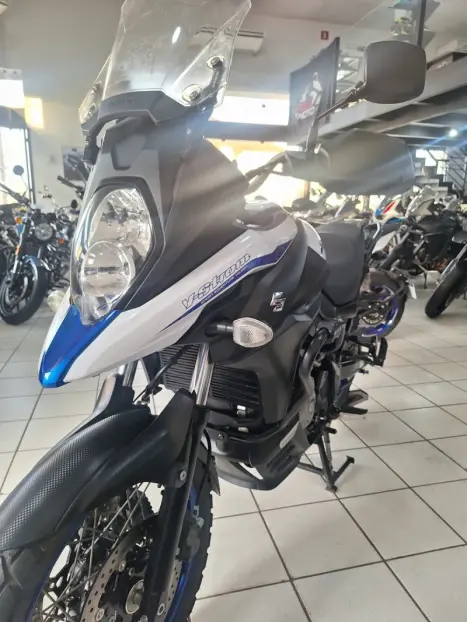 SUZUKI V-Strom DL 650 XT, Foto 19