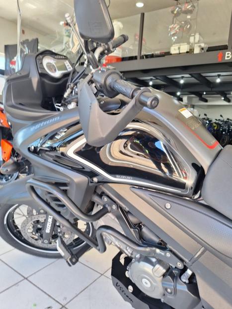 SUZUKI V-Strom DL 650 XT, Foto 15