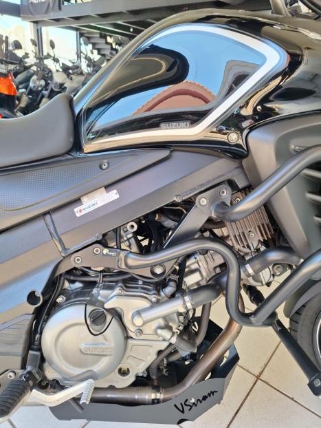 SUZUKI V-Strom DL 650 XT, Foto 19