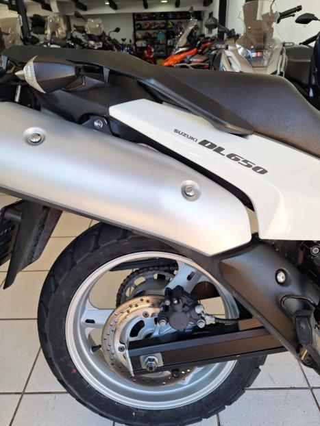 SUZUKI V-Strom DL 650 , Foto 8