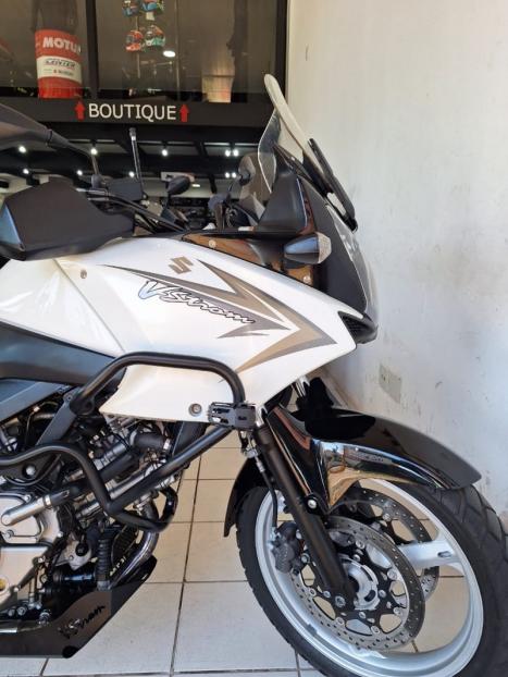 SUZUKI V-Strom DL 650 , Foto 9