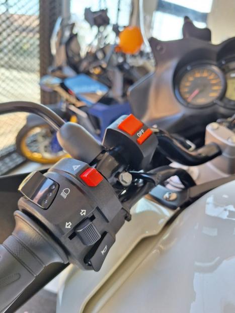 SUZUKI V-Strom DL 650 , Foto 14