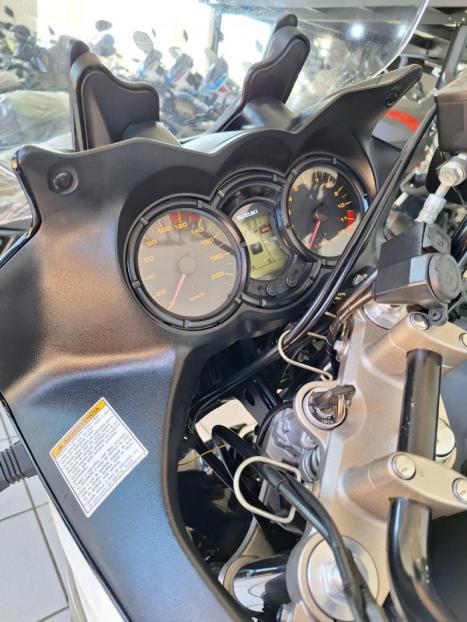 SUZUKI V-Strom DL 650 , Foto 15