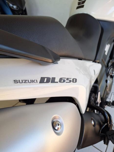 SUZUKI V-Strom DL 650 , Foto 18