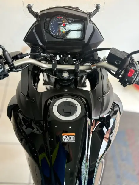 SUZUKI V-Strom DL 650 XT, Foto 12