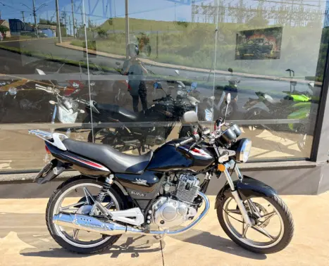 SUZUKI Yes 125 EN, Foto 1