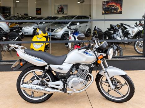SUZUKI Yes 125 EN, Foto 1