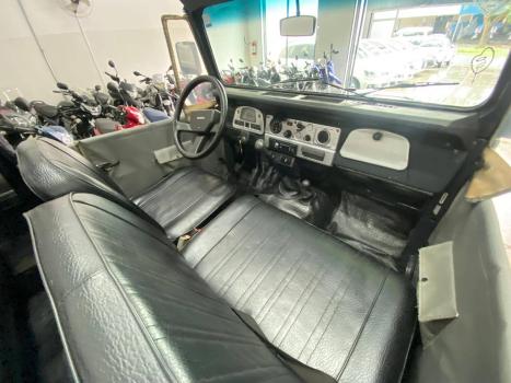 TOYOTA Bandeirante 3.7 4X4 DIESEL TETO RÍGIDO, Foto 9