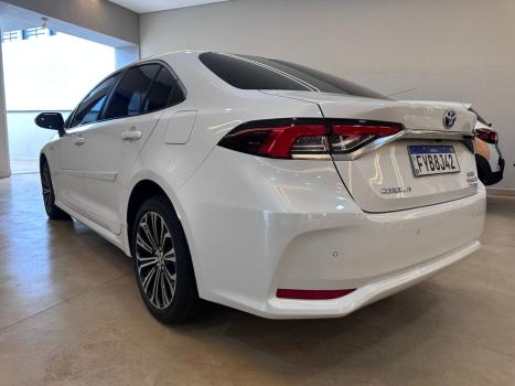 TOYOTA Corolla 1.8 16V 4P FLEX H�BRIDO ALTIS A PREMIUM AUTOM�TICO CVT, Foto 4