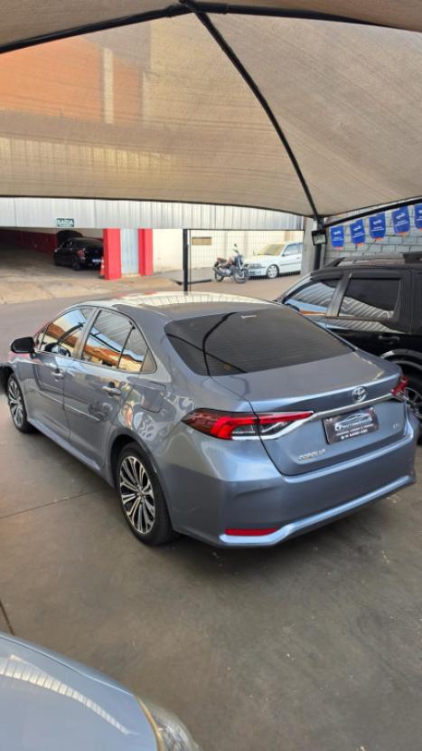 TOYOTA Corolla 2.0 16V 4P FLEX XEI DIRECT SHIFT AUTOM�TICO CVT, Foto 8