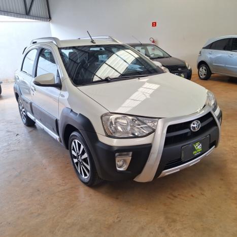 TOYOTA Etios Cross 1.5 16V 4P FLEX AUTOMTICO, Foto 6