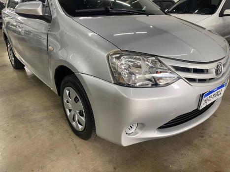 TOYOTA Etios Hatch 1.5 16V 4P FLEX XS, Foto 4