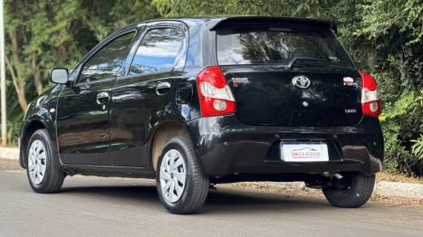 TOYOTA Etios Hatch 1.3 16V 4P FLEX XS, Foto 6
