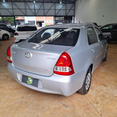 TOYOTA Etios Sedan 1.5 16V 4P FLEX X AUTOMTICO, Foto 8