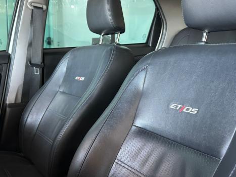 TOYOTA Etios Sedan 1.5 16V 4P FLEX PLATINUM, Foto 6