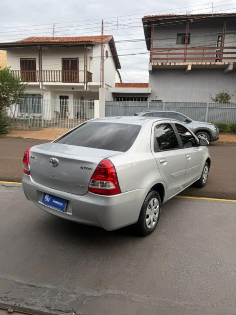 TOYOTA Etios Sedan 1.5 16V 4P FLEX XS AUTOMTICO, Foto 10