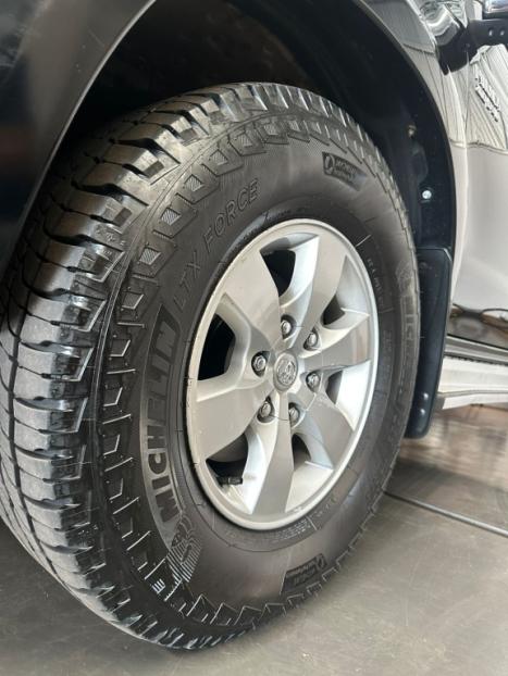 TOYOTA Hilux Caminhonete 3.0 4P 4X4 SRV TURBO DIESEL CABINE DUPLA AUTOMTICO, Foto 15